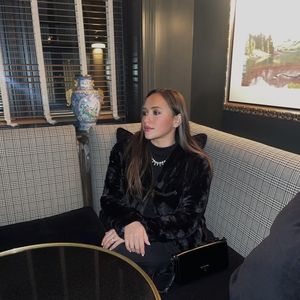 Meet your Posher, Anna